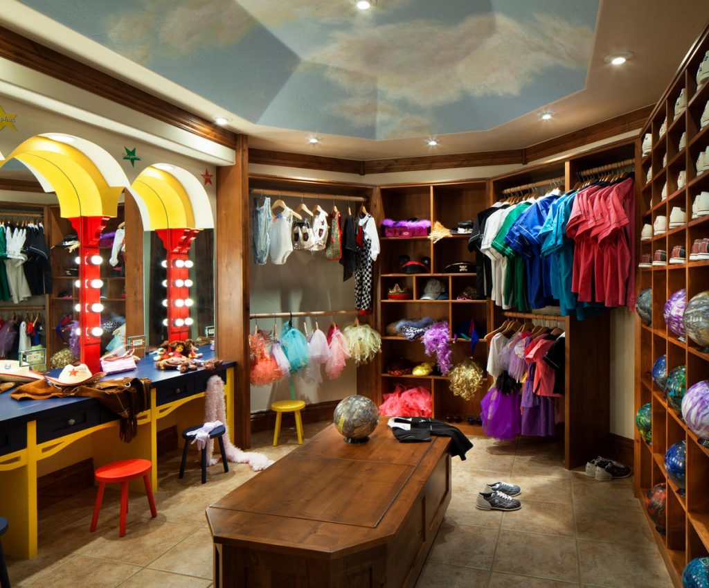 Kids Dressing Room